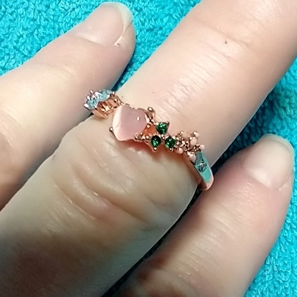 Goldtone pink cat eye heart green and clear crystal ring